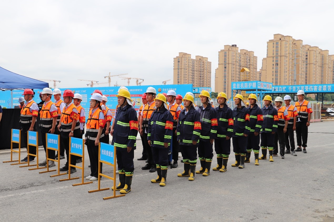 常州市建筑工地消防及高坠事故应急演练观摩会在中建八局总承包公司江苏理工学院项目举办